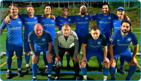 FCN-AH-Cup 2025 // Sieger: FC Neustadt - AH // Hinten v.l.: Christoph Bruhn, Devis DeMin, Ranil Weerakkody, Julian Heitzmann, Mario Kaiser, Marco Schwab, Claudius Wieczorek; vorne v.l.: Joel Klausmann, Andreas Ackermann, Peter Schubnell, Josip Katava.